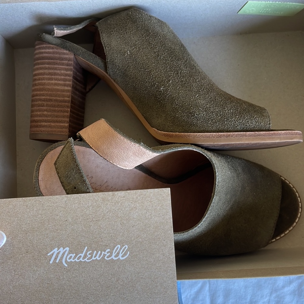 Madewell Mules Green Suade size 8